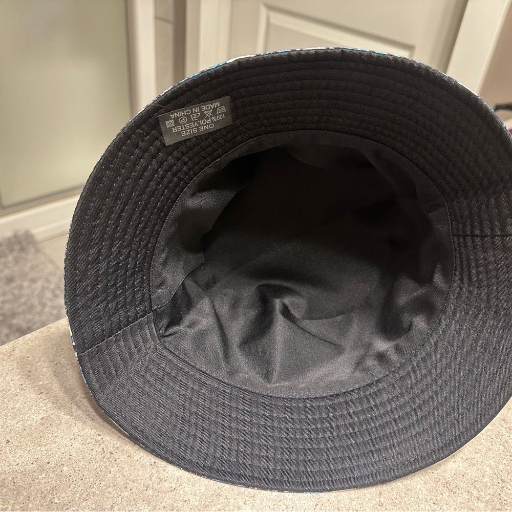 Skull Pattern Bucket Hat - Picture 3 of 4